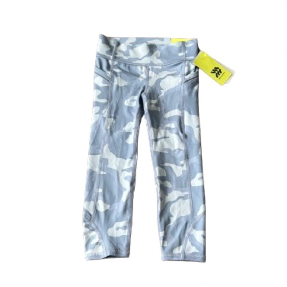 027 NWT All In Motion Mid-Rise‎ Capri - Size XS (4/5)
